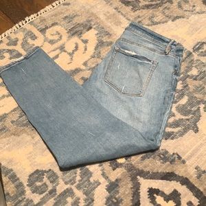 Loft Mom Jean - Curvy Skinny Crop